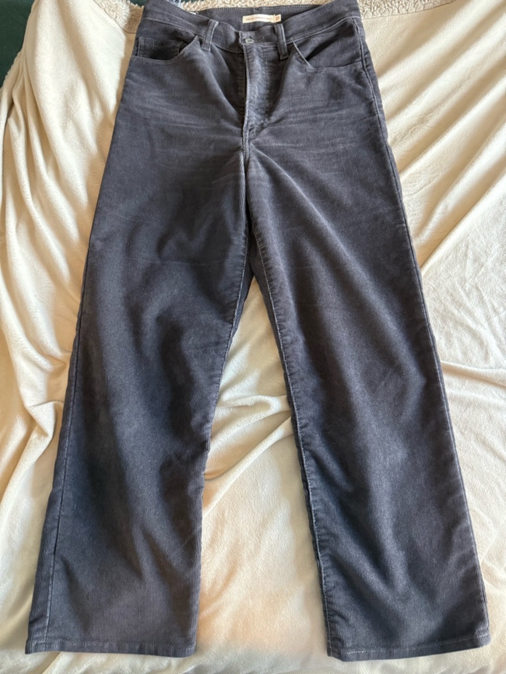 Levi’s Dark Gray Wide-Leg Corduroy Ankle Pants